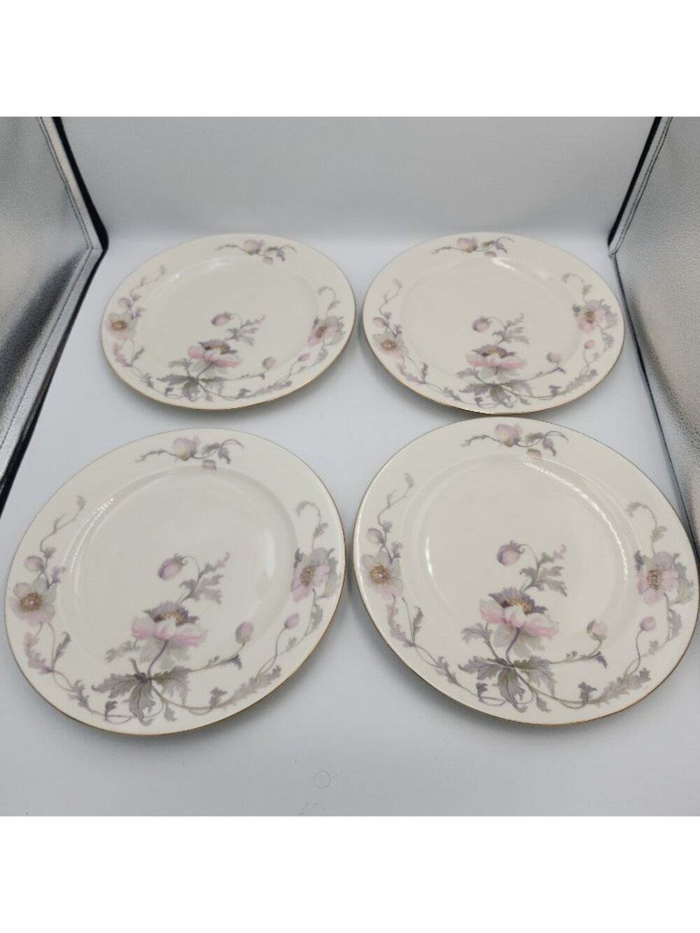 Vintage Epiag Pastelle Dinner Plates Floral Flowers Czechoslovakia Germany Set 4